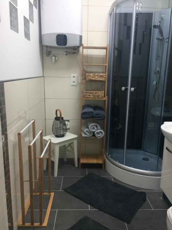 Magnolia Apartman Apartment Sopron Exterior photo
