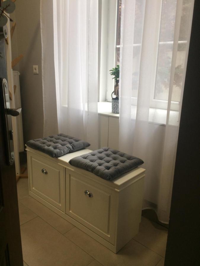 Magnolia Apartman Apartment Sopron Exterior photo