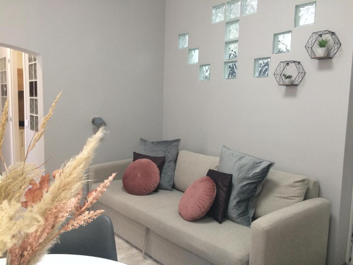Magnolia Apartman Apartment Sopron Exterior photo