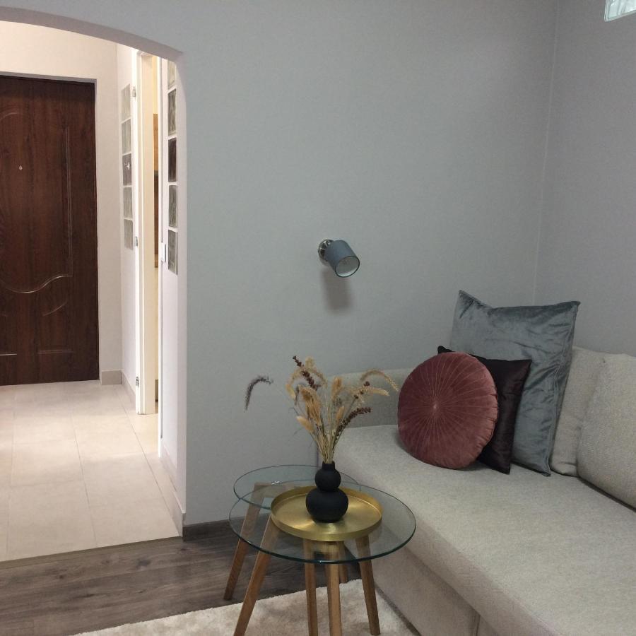 Magnolia Apartman Apartment Sopron Exterior photo