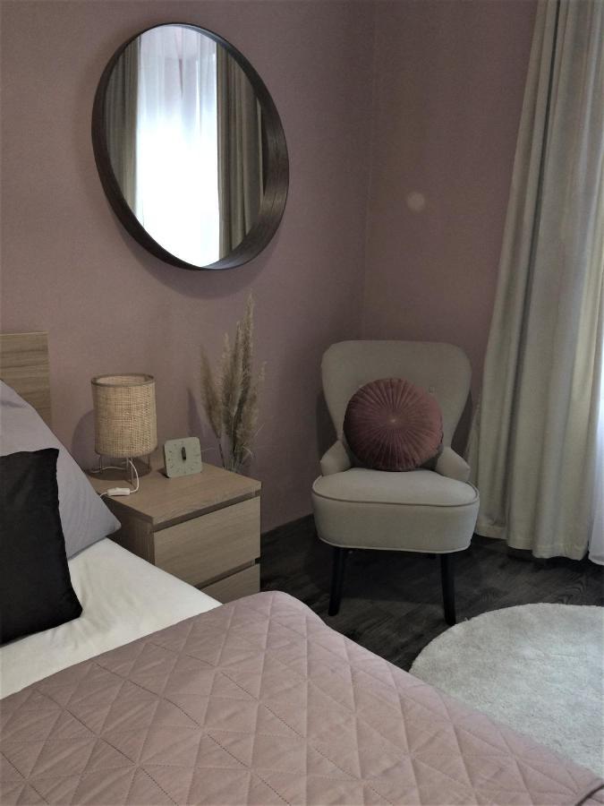 Magnolia Apartman Apartment Sopron Exterior photo